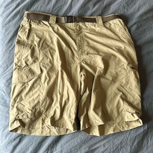 Columbia water shorts, very good condition.